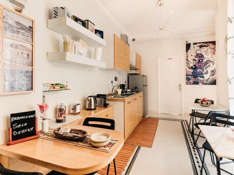 Bed and Breakfast Adriano Augusto Рим Экстерьер фото
