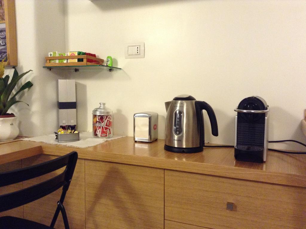 Bed and Breakfast Adriano Augusto Рим Экстерьер фото